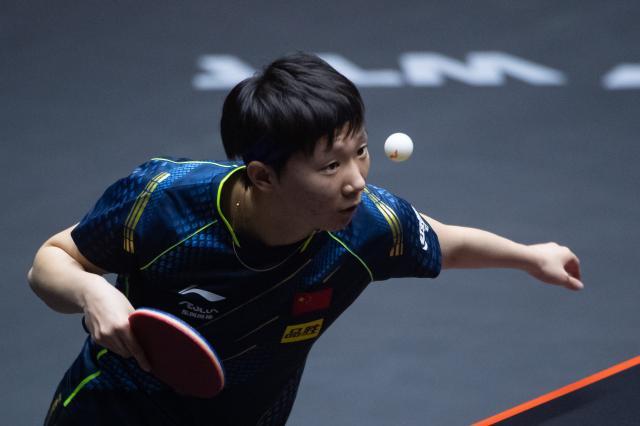 国乒新生代姐妹花轻松进八强 半决赛或迎国乒内战